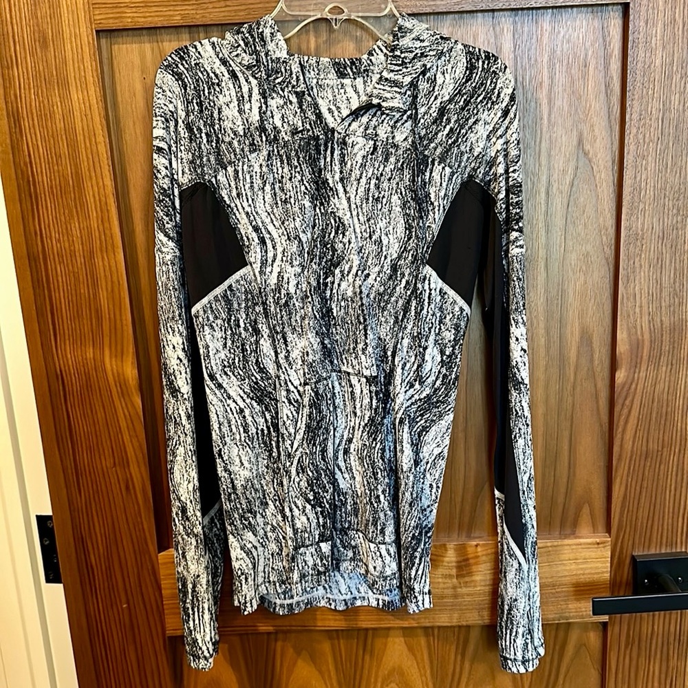 Lululemon 1/4 Zip Hoodie